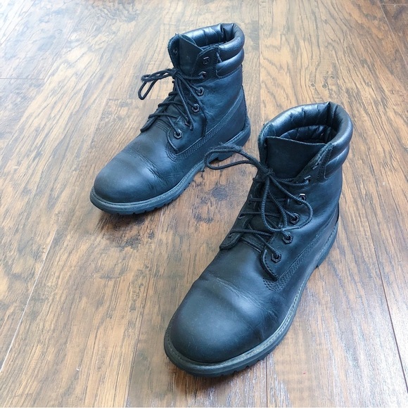 Timberland • Waterville 6" Waterproof Lug Sole Booties black leather lace up - Picture 1 of 14